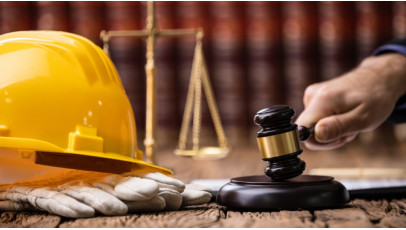 Przepisy prawa budowalnego a montaż wkładów kominowych